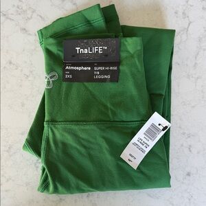 Aritzia TnaLIFE Green Super Hi-Rise Legging XXS NWT